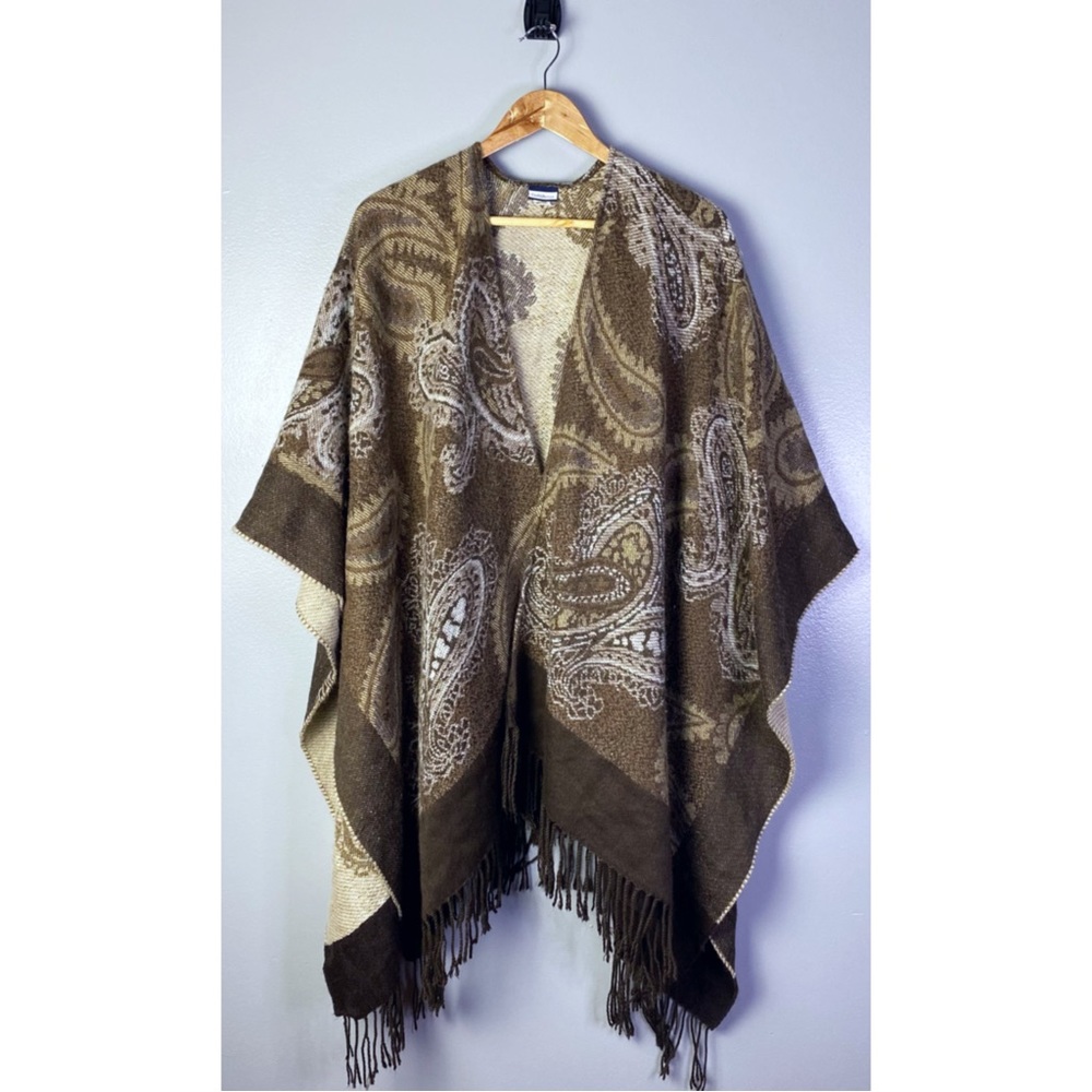 croft & barrow : size : one size : brown & tan paisley open shrug shawl poncho